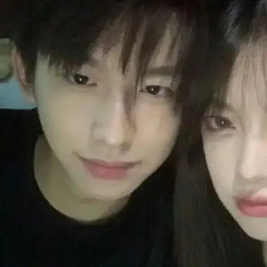 情侣头像两张配对好看一左一右情侣高清头像唯美浪漫图片大全