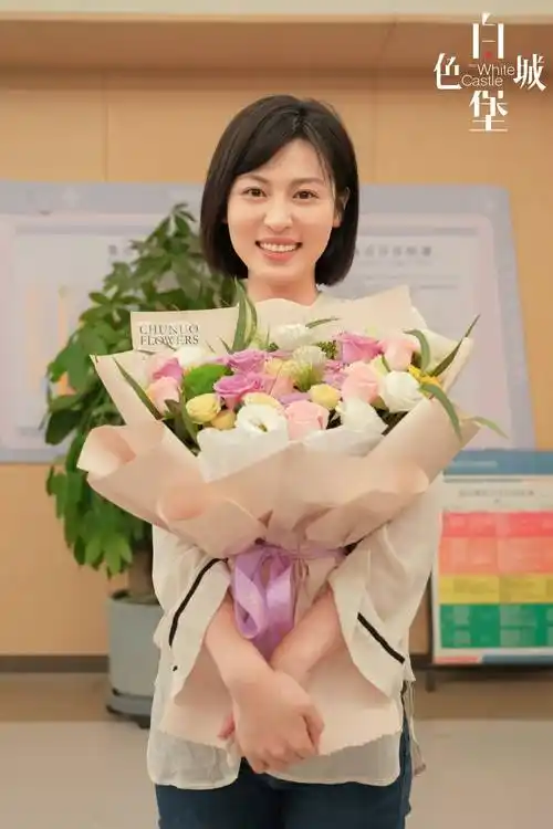 周放多巴胺春日生日写真释出 活力启新岁-影圈焦点新闻的专栏 - 博客