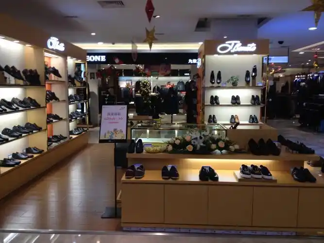 中央商场宾度男鞋新柜开业啦!