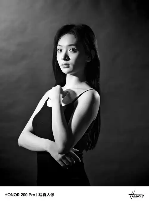 从荣耀90开始,荣耀就开始追求单反级写真人像的拍摄能