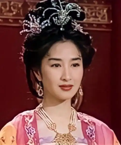 因为长得太"贤妻良母",她的美貌都被"耽误"了|妆容|关咏荷|大美人