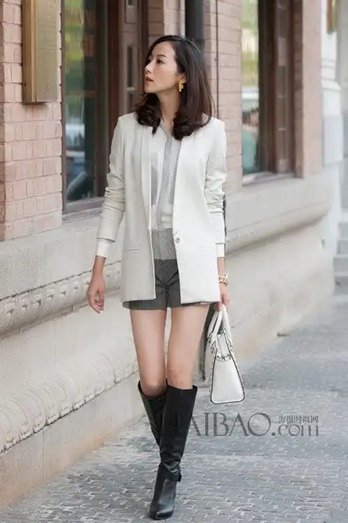 最新华语明星街拍:情侣档齐出街 比谁更幸福_服装人物_中国服装网