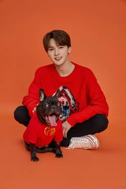 朱正廷帅气养眼写真图片710