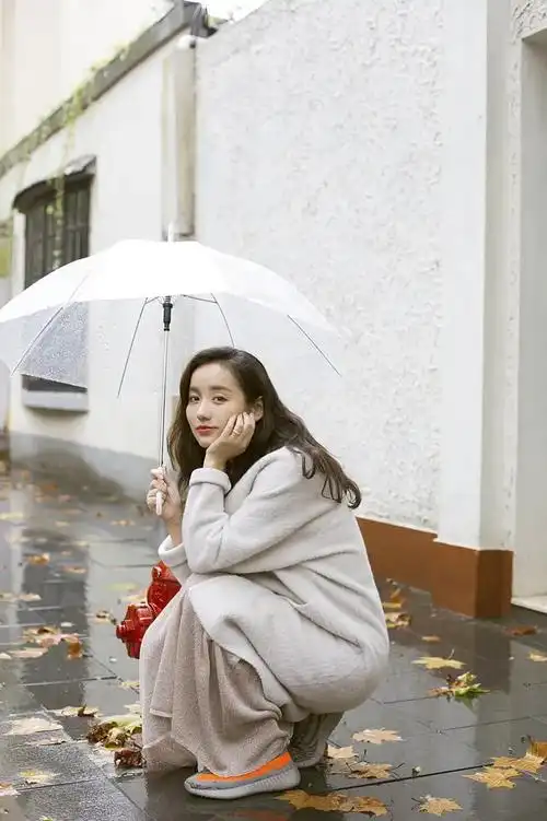 吕一真的好美啊有被惊艳到的吗