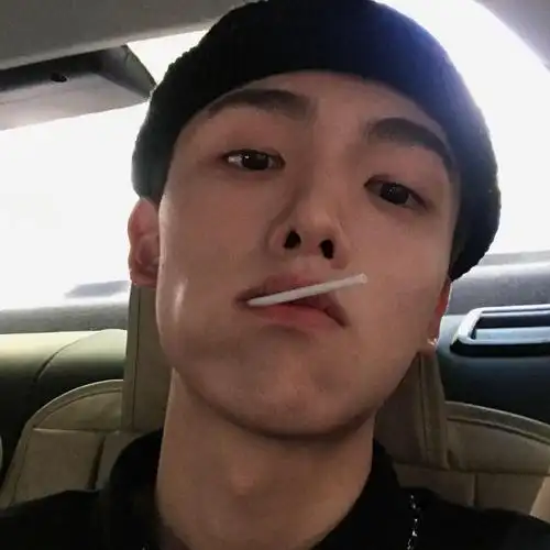 2020最火微信帅气男生头像