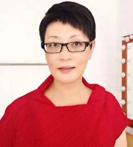 登上春晚一炮而红,合作的搭档集齐春晚男神,离婚后暴瘦30斤|杨蕾|春晚