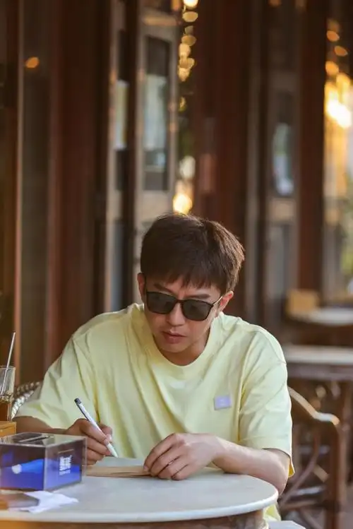 邓超超话游戏五哈还是松弛旅行?