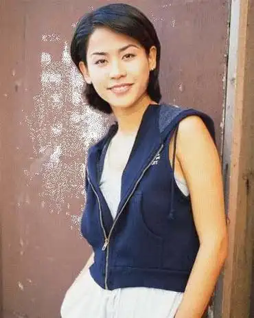 张卫健前女友有哪些(揭秘张卫健三段恋情经历)