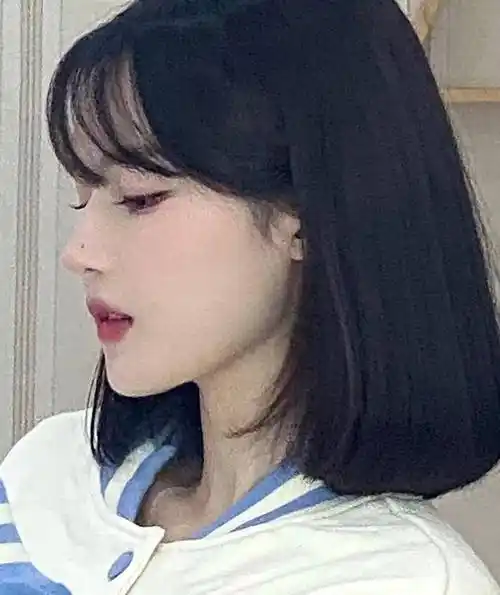 学生头发型,才是女生最美最好看的发型,减龄瘦脸显气质不过时