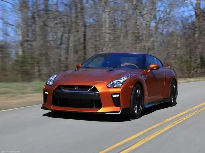 日产gtr图片