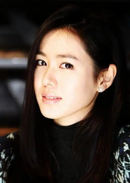 看看韩国明星你喜欢哪个,在评论区打出来一起探讨