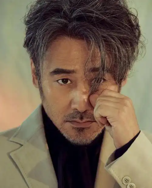 留胡子男明星大叔(那些蓄须的男星告诉我们)(58)