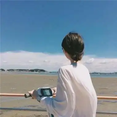 看海头像女生优雅背影女生最新蓝色海边头像