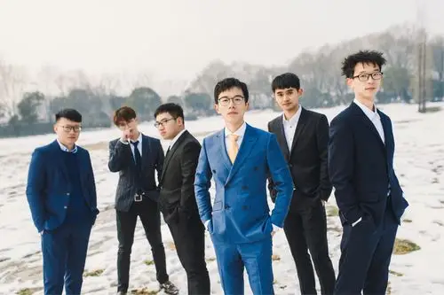 高春帅气小伙伴的靓照