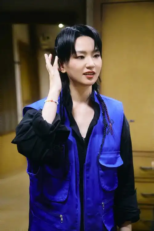 周笔畅超话拨开迷雾,事件背后是人心作祟还是命运使然?