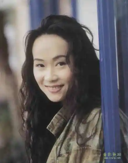 p>叶童,1963年3月8日出生于香港,中国香港女演员.