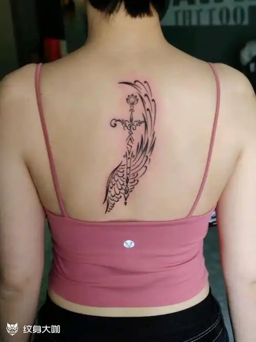 后背翅膀_纹身图案手稿图片_赵晓超的纹身作品集