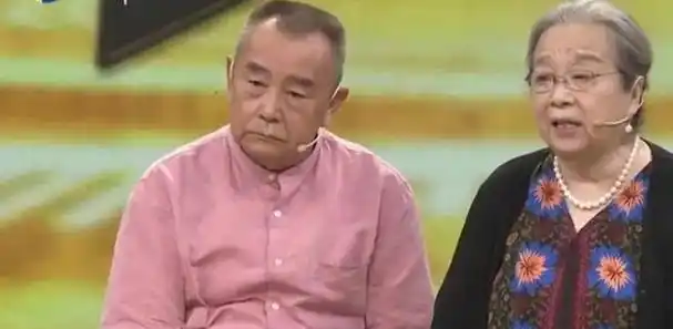 李明启:我这辈子最明智的选择,就是嫁给普通丈夫