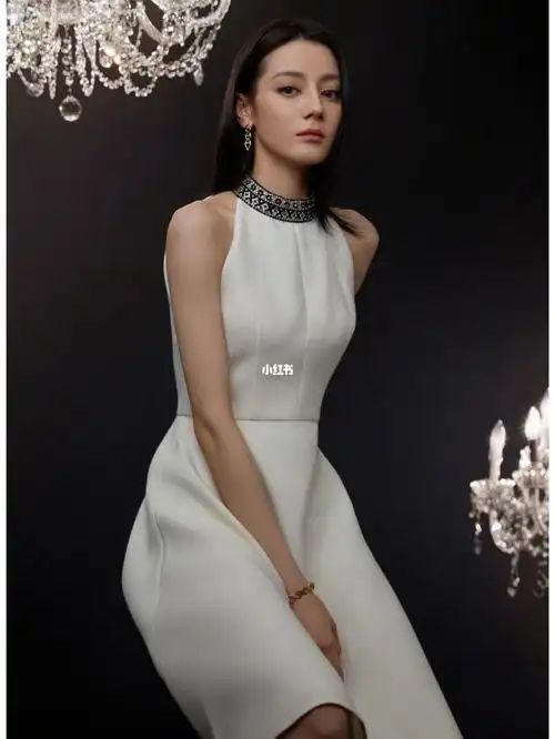 迪丽热巴诠释珠宝温柔力量,尽显独特魅力