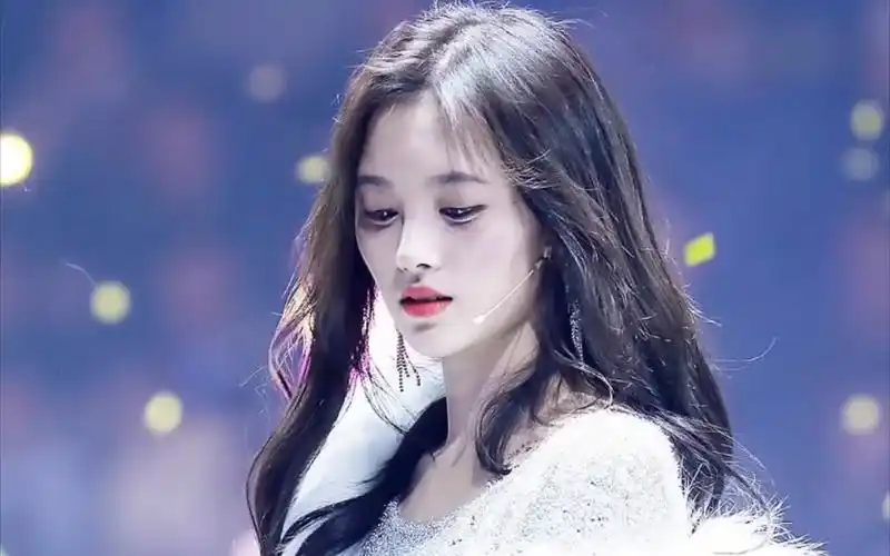 鞠婧祎最美的打开方式:美图加舞蹈太绝了!珍藏版