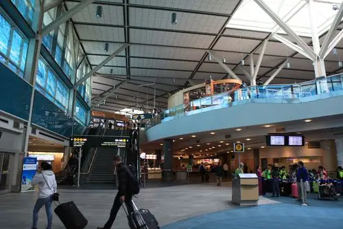 温哥华国际机场