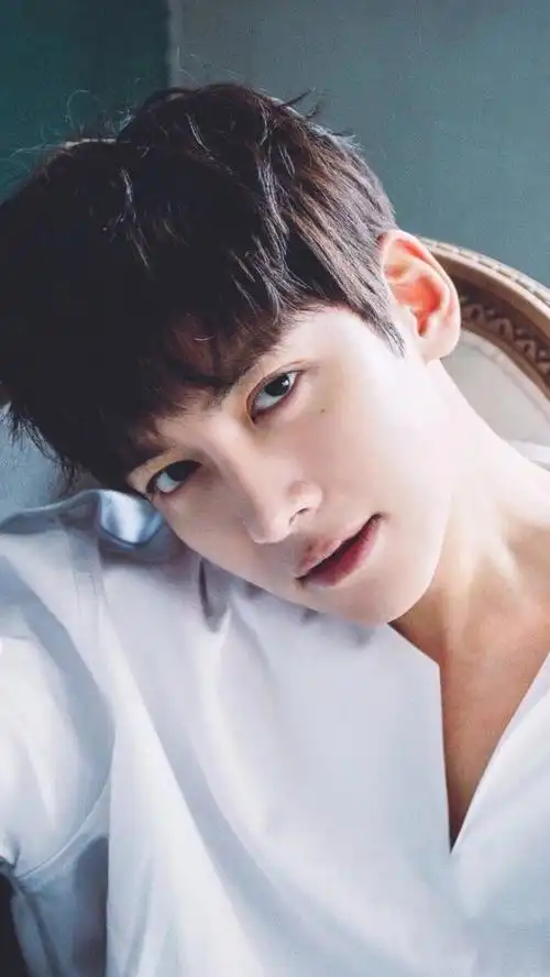 池昌旭-神仙图片馆-话本小说网