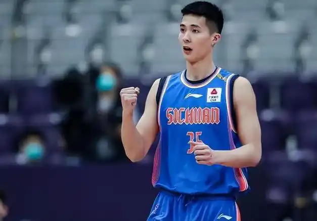 朱松玮离队内幕未与四川沟通偷摸与香港沟通球队发言太圈粉