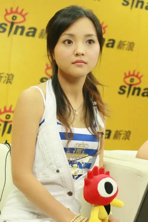 2006超级女声成都唱区三强选手名单出炉,谭维维,赵媛媛,阳蕾分获成都