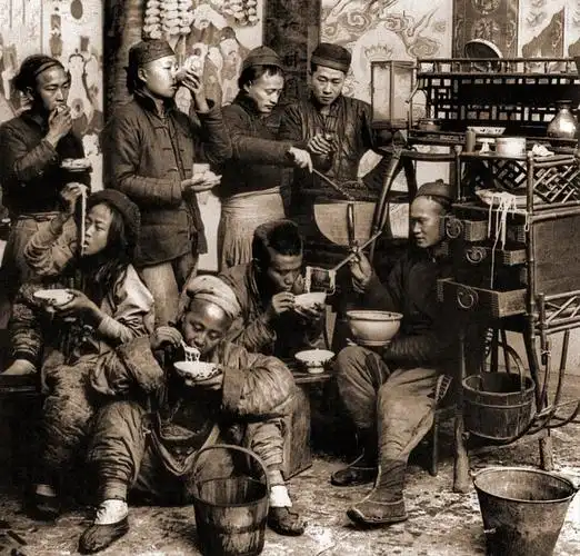 20世纪初老照片真实还原当时社会百态