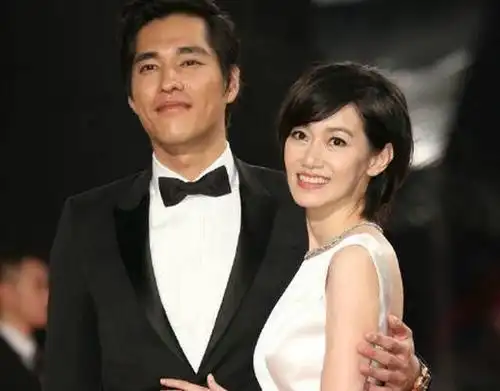 蓝正龙和妻子周幼婷.(资料图)