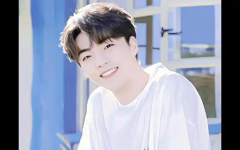 陈立农】我的少年终究是长大了,长大了又怎样,在我心中他永远是最可爱