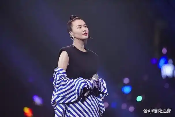 "天生傲骨"谭维维:从瞧不上超女到出席比赛,输给尚雯婕太委屈