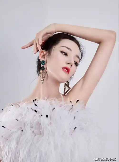 迪丽热巴这身材内娱谁能顶得住