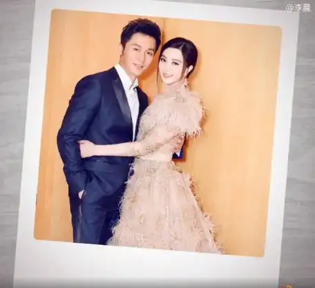 范冰冰情人节晒自拍 最爱的他睡在胸前