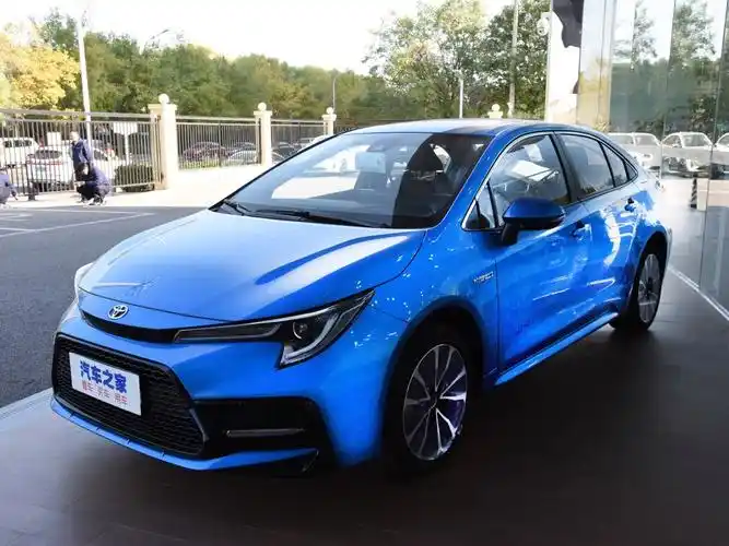 广汽丰田 雷凌 2021款 双擎 1.8h e-cvt运动版