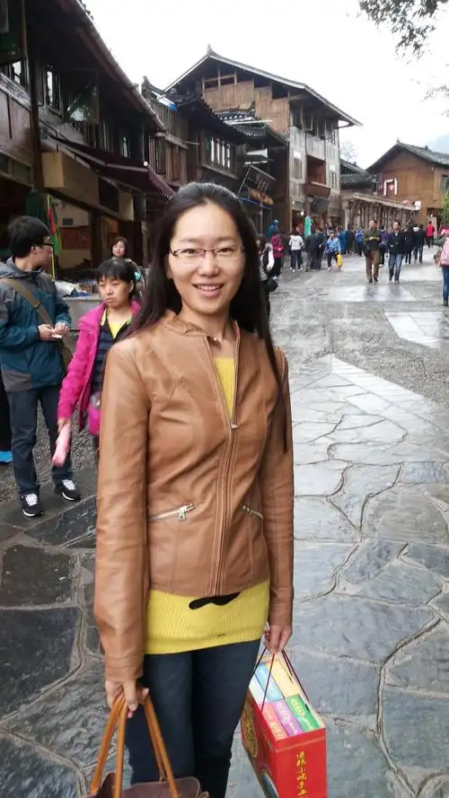 33岁离异女征婚照片(id:63745255)_北京征婚交友_珍爱网