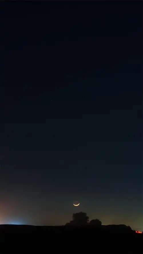 黑色简单个性特色高清手机壁纸