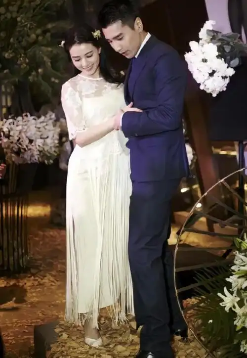 41岁张钧甯曝年底结婚,对象是马来西亚导演柯汶利,女方发声否认