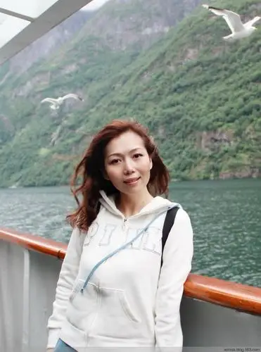 37岁离异女征婚照片(id:91029173)_江苏常州征婚交友_珍爱网