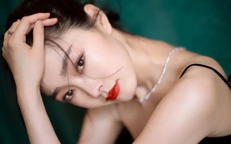 宋轶港式风情性感图片桌面壁纸