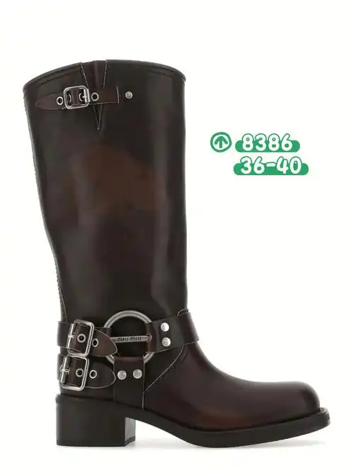 miumiu帅气高筒军靴最近也是大火的靴子