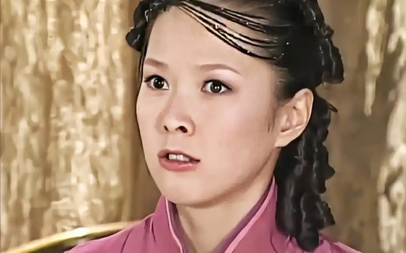 韩诺:嗯?遇上媳妇的人最需要求救.