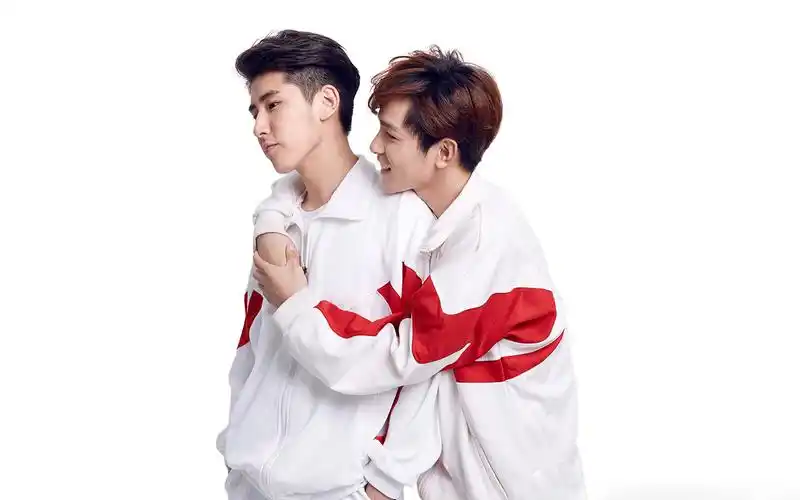 《上瘾》林枫松陈稳高清壁纸