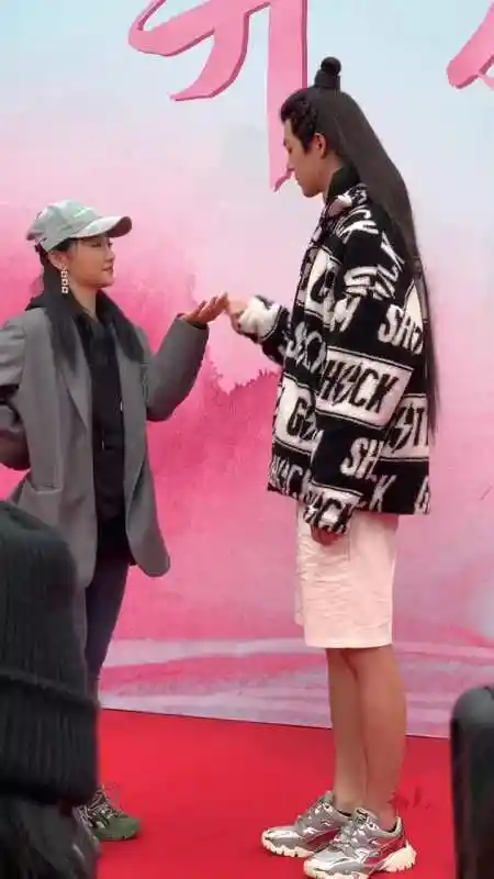 吴佳怡,谢彬彬,就喜欢她身上的灵气