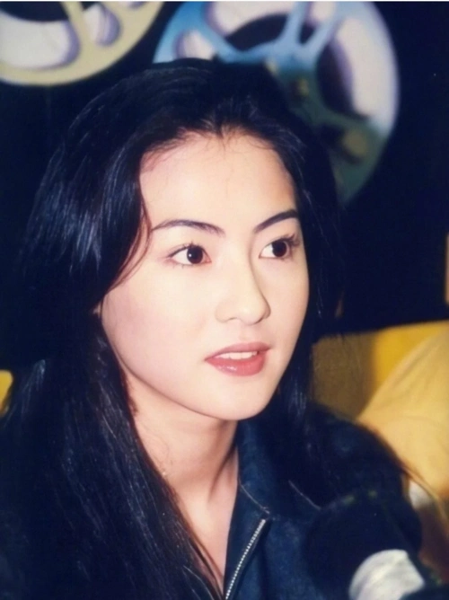 张柏芝旧照曝光从小美到大的她真是惊艳了时光