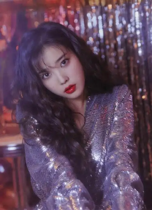 清新甜美的到感性深情的女神,李知恩