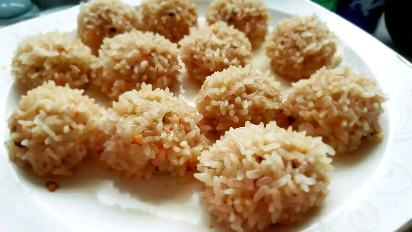 糯米丸子别再买了!简单"3步"搞定,香甜软糯,一次吃10个