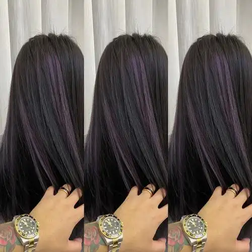 这种光线染可以作用在直发上面,也可以作用在卷发上面 ,及腰长直发