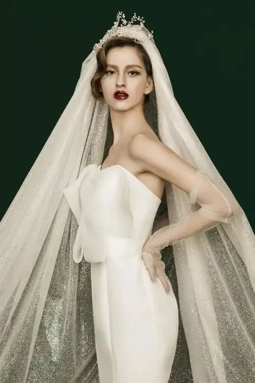 时尚杂志新娘造型赏析