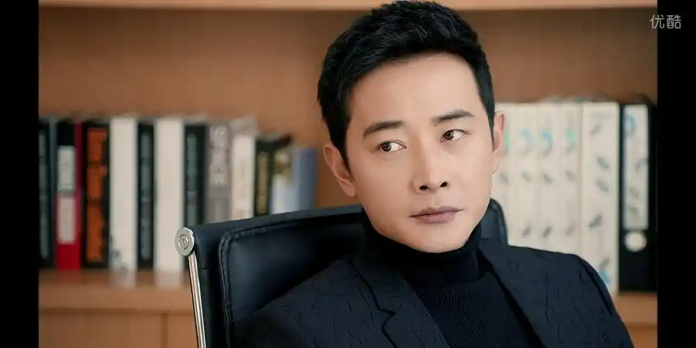 《归去来》里的一个坐姿!罗晋告诉你什么叫演技